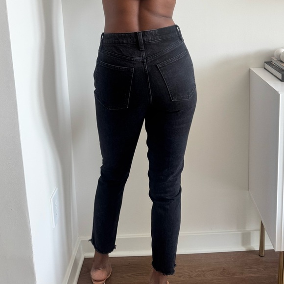 Zara high waist straight leg distressed hem jeans in black - Picture 3 of 6